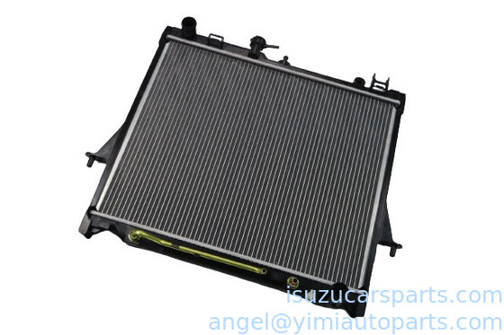 Wysoka wytrzymałość ISUZU DMAX06 AT ISUZU DMAX Radiator 8973333520