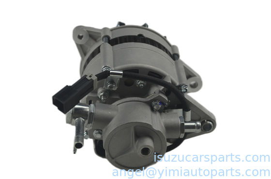 Standardowe części silnika Isuzu ISUZU NPR 4BE1 Generator 24V/45A 5812002831