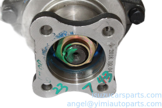 NKR57 Isuzu Części podwozia 55 KY 12MM 4JG2 DRIVE ASM FINAL RR 7/43 8943389021 2402100A2