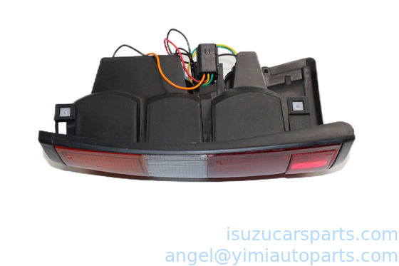 ISUZU TFR17 Światło tylne ASM L 8971144501
