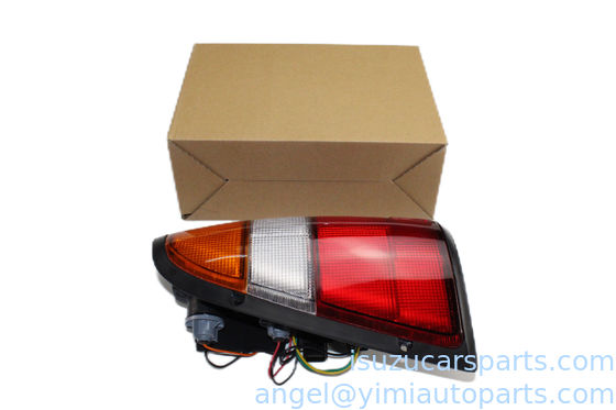 ISUZU TFR17 Światło tylne ASM L 8971144501