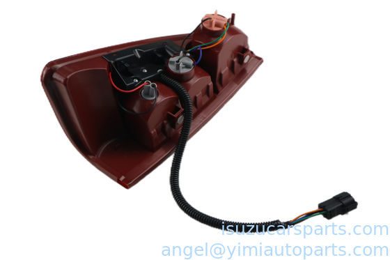 ISUZU DMAX 2007 LAMPA ZAPADNA R 8973746651