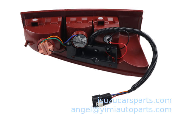 ISUZU DMAX 2007 LAMPA ZAPADNA R 8973746651