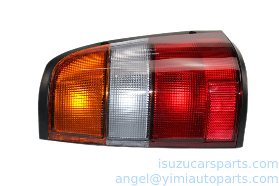 ISUZU TFR17 Światło tylne ASM R 8971144490