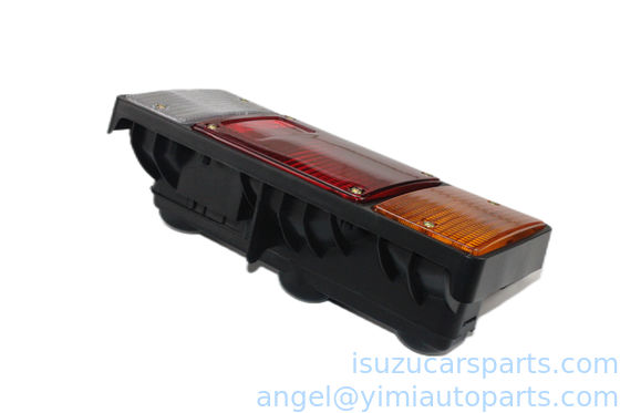 ISUZU 700P 24V Światło tylne ASM R 8972133510