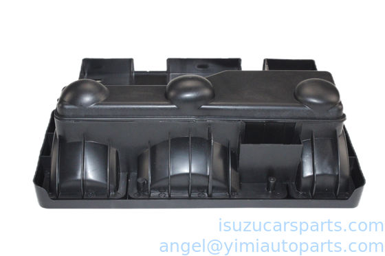 ISUZU 700P 24V Światło tylne ASM R 8972133510