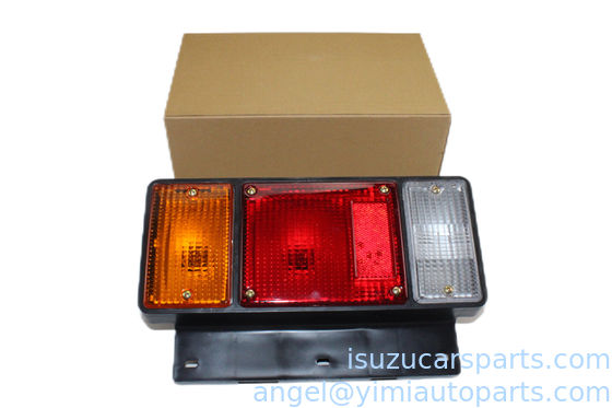 ISUZU 700P 24V Światło tylne ASM R 8972133510