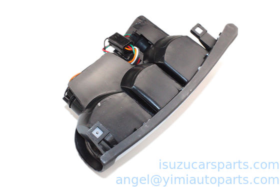ISUZU TFR98 Światło tylne ASM L 8971144521