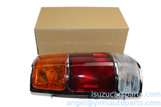 LAMPA ISUZU TFR54 ASM;RR GRZEBIEŃ PRAWA 3716200D 8971687401 8971210780
