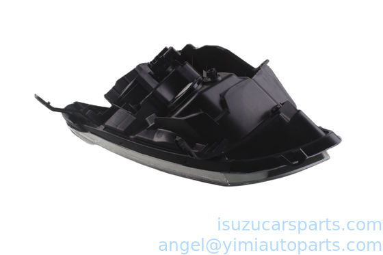 ISUZU DMAX 2012 GŁOWNA LAMPA R 8981253820