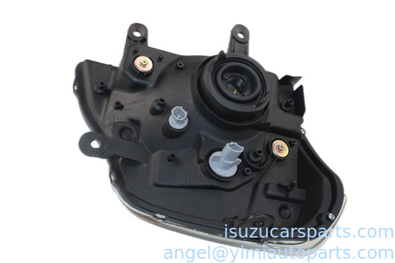 ISUZU DMAX 2002 LAMPA ASM GŁOWICA lewa 8972374961 8973648021