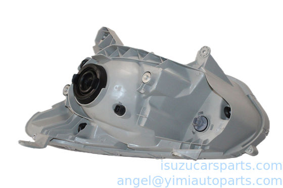 ISUZU DMAX 2017 GŁOWNA LAMPA RH 8982763061