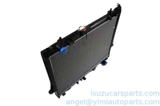 ISUZU DMAX2012 4JJ1 Radiator 8971372730 Części chłodzące samochodów