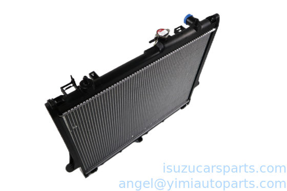 ISUZU DMAX2012 4JJ1 Radiator 8971372730 Części chłodzące samochodów