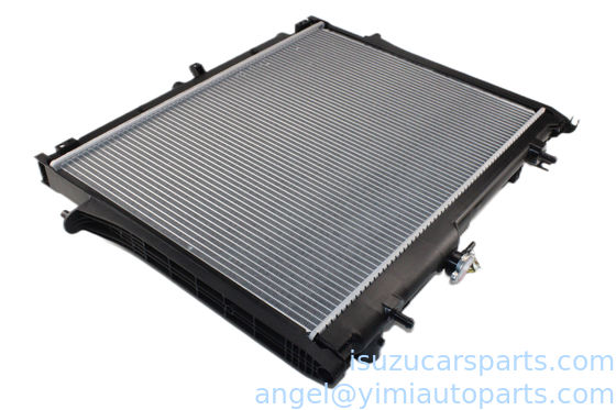 ISUZU DMAX2012 4JJ1 Radiator 8971372730 Części chłodzące samochodów