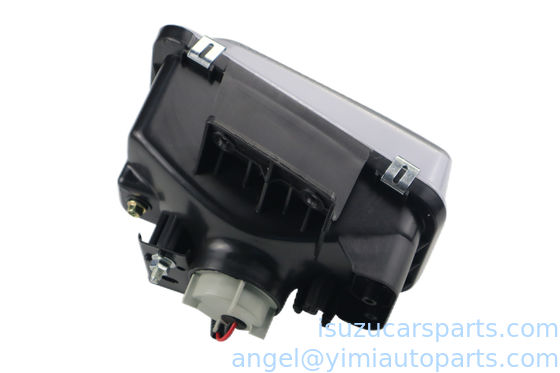 ISUZU 700P 4HK1 LAMPA ASM MGŁA R 8973789081 3732040-P301 8981491430