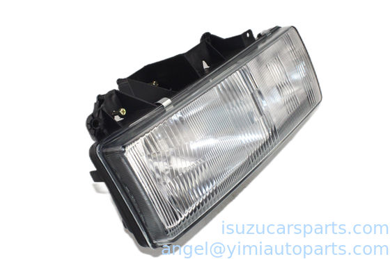 Wytrzymały NHR98 Isuzu Części nadwozia Isuzu Lampa przednia 371110010 8970100001
